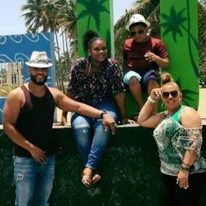 Meet your Posher, Delia